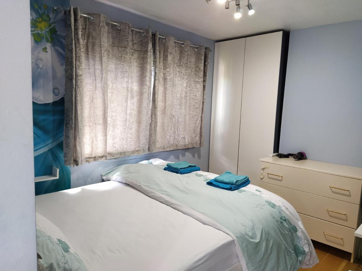 Appartement Self Catering Studio Flat à Édimbourg Extérieur photo