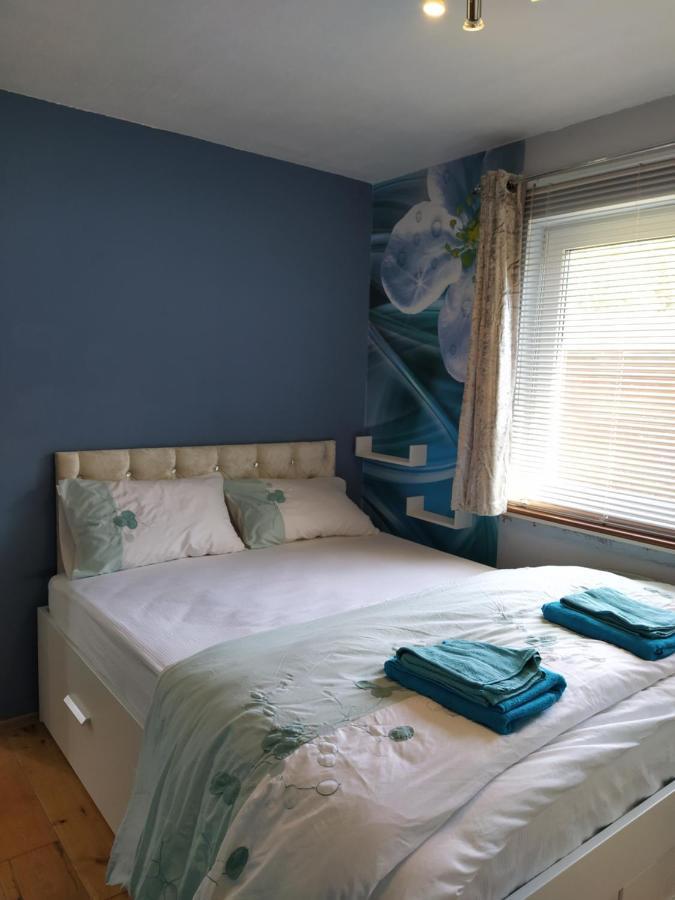 Appartement Self Catering Studio Flat à Édimbourg Extérieur photo