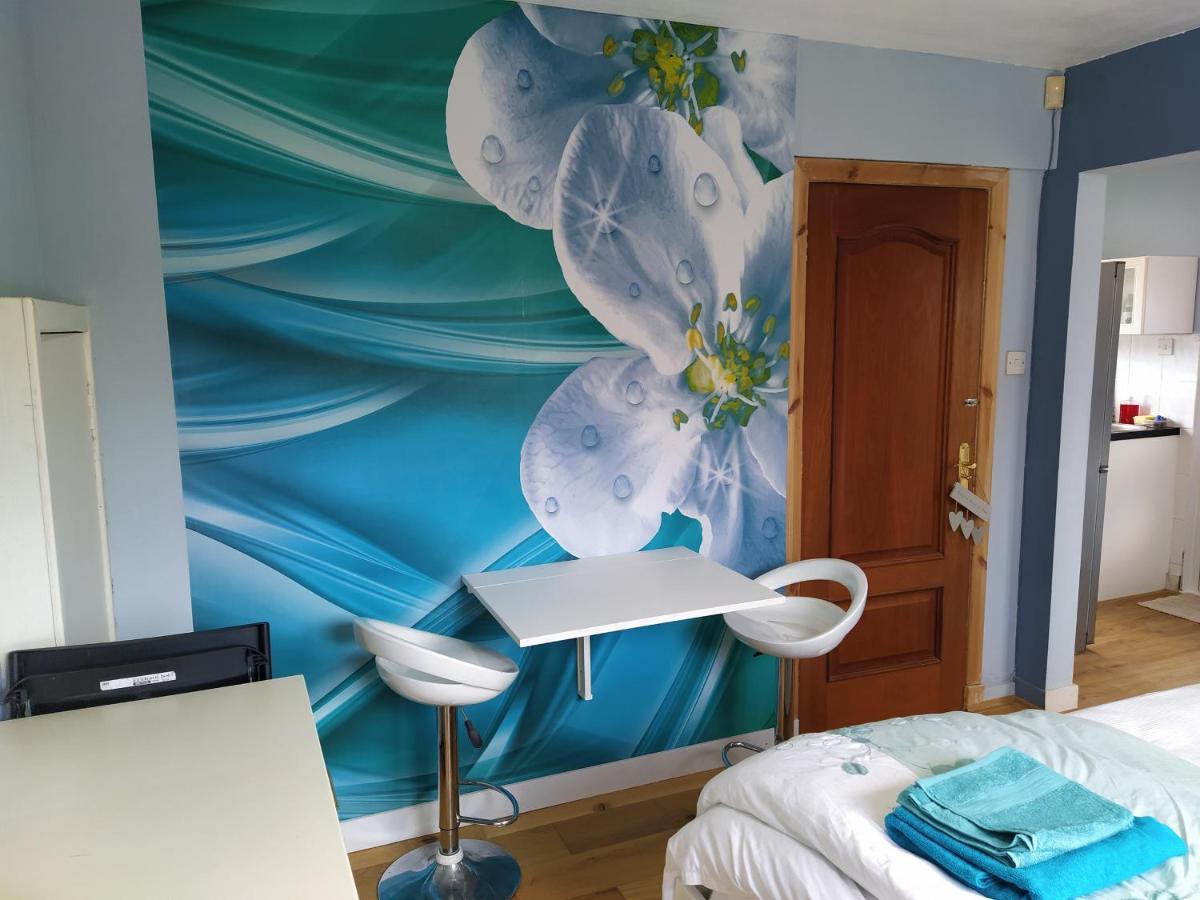 Appartement Self Catering Studio Flat à Édimbourg Extérieur photo